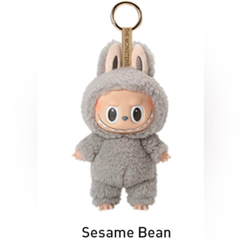 Labubu macaron Sesame Bean